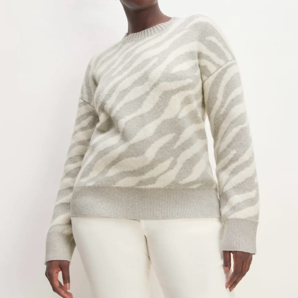 NEW Size XS Everlane Alpaca Tiger Jacquard Crewneck Sweater Heather Grey White